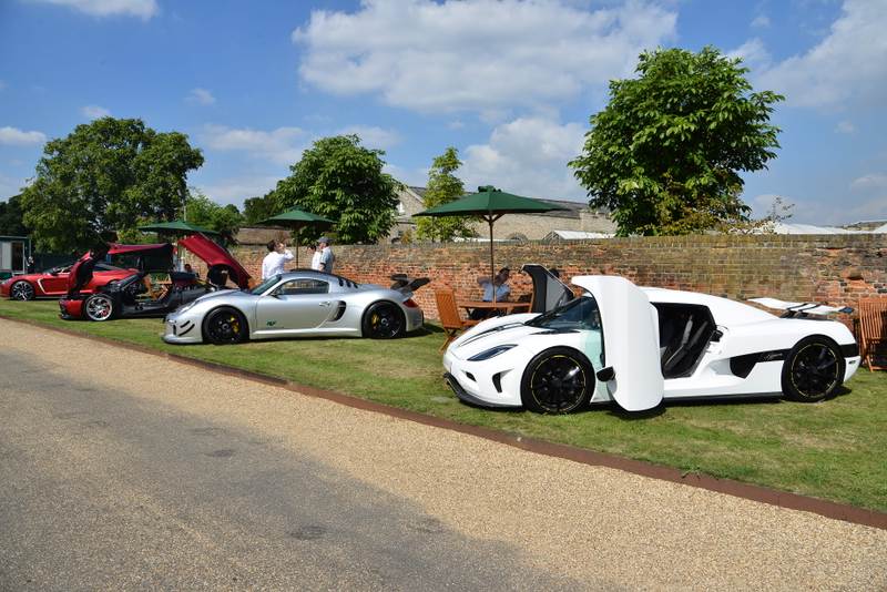 Illustration for article titled Jolly Good Car Porn At Ye Olde Salon Privé